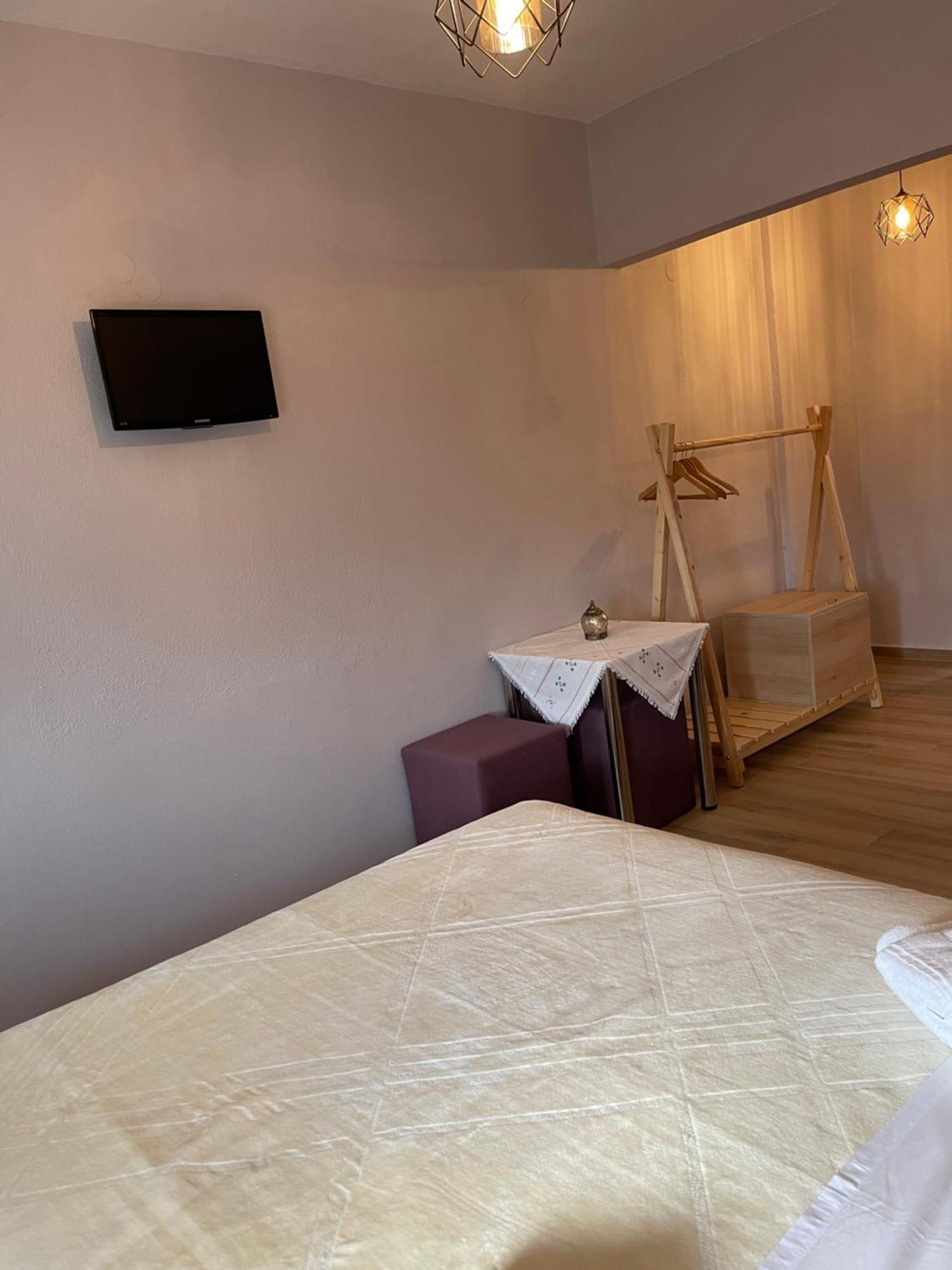 Agapi Hotel Orma Bagian luar foto